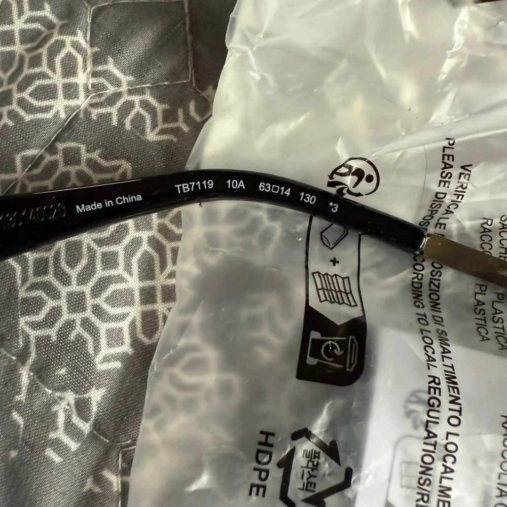 Timberland TB7119 Shiny Nickeltin and Smoke Lense Sunglasses NIP